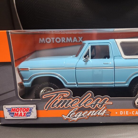 Timeless Legends - Picture 2 of 2